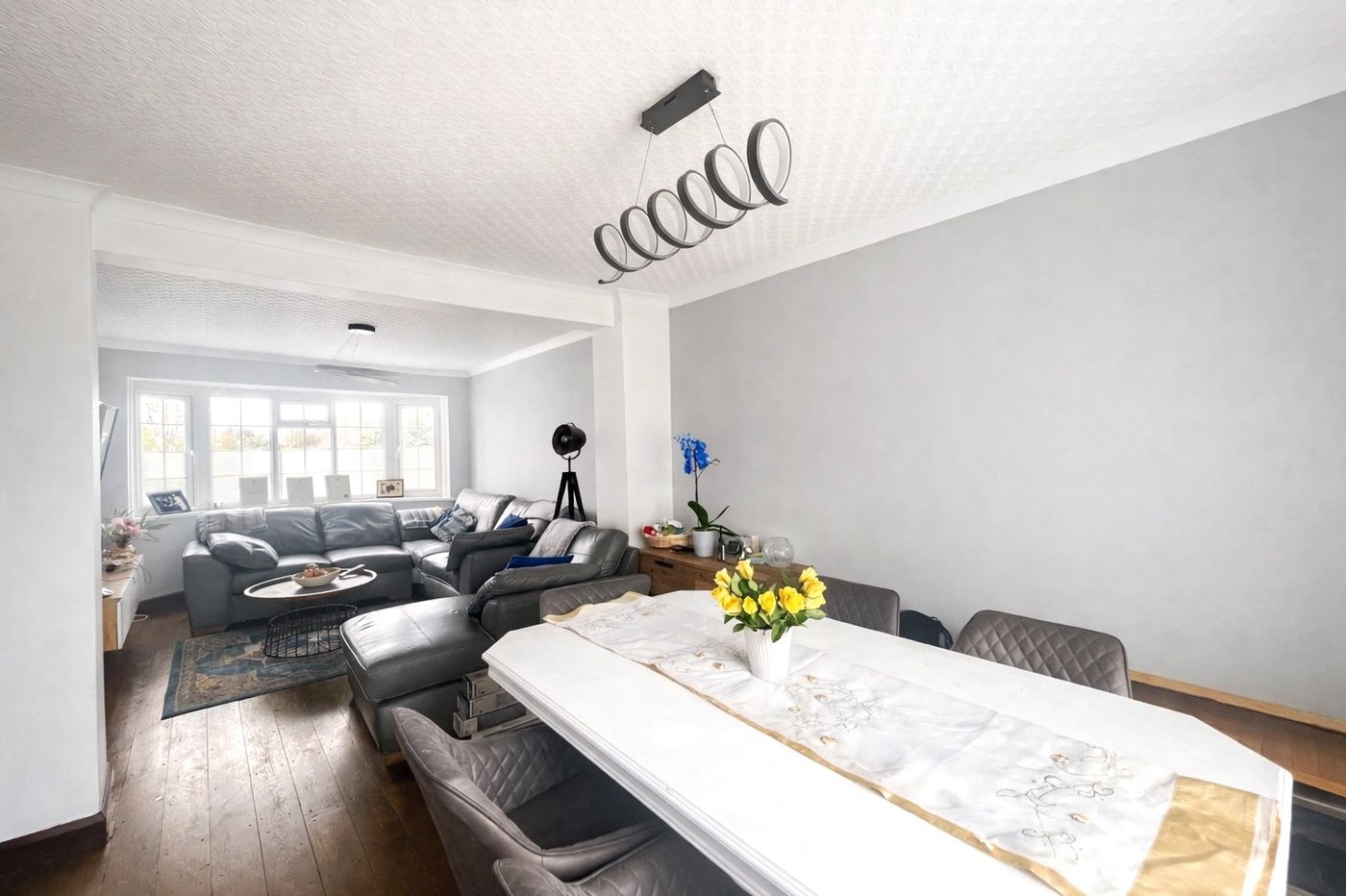 3 bedroom house for sale in London | Robinson Jackson