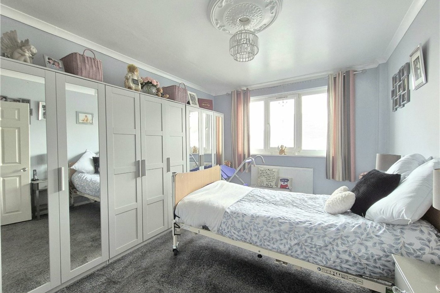 2 bedroom bungalow for sale in St Pauls Cray | Robinson Jackson