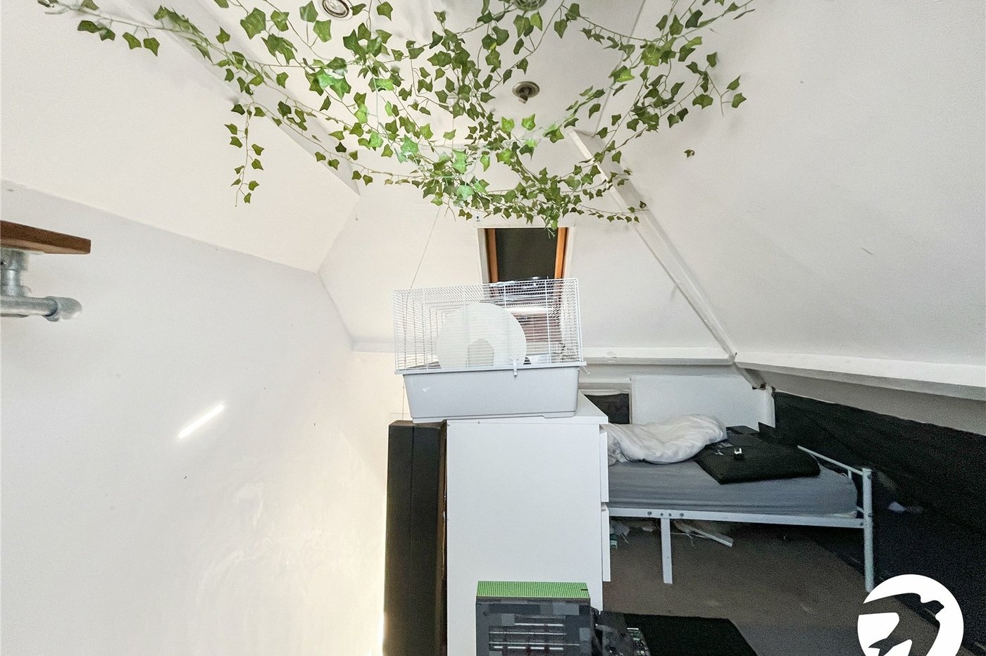 2 bedroom house for sale in Sittingbourne | Robinson Michael & Jackson