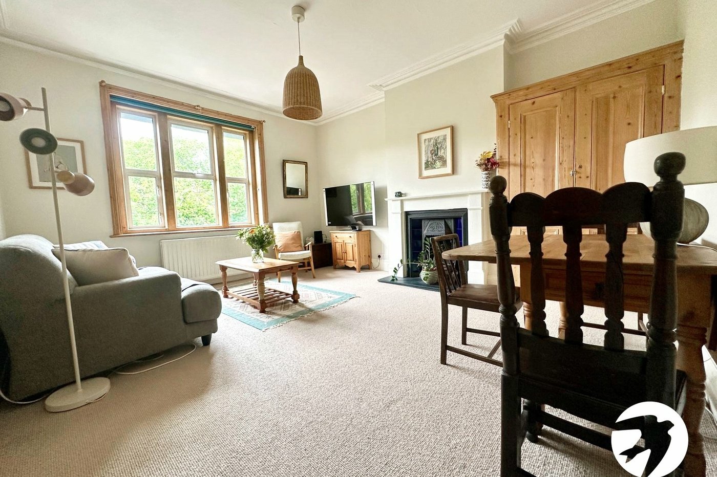 3 bedroom property for sale in London | Robinson Jackson