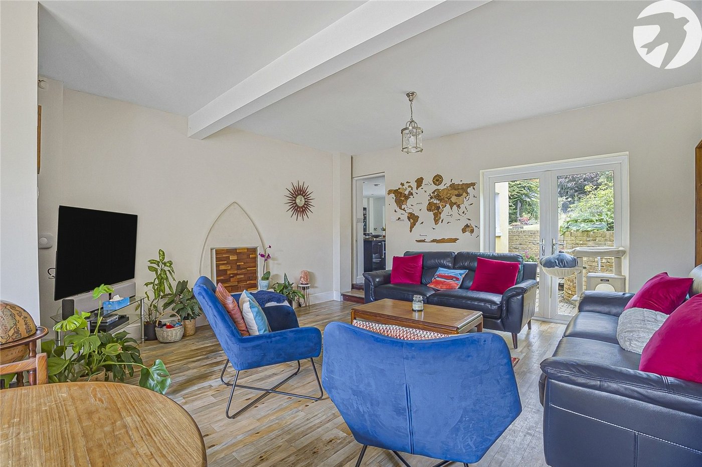 5 bedroom house for sale in Hextable | Robinson Jackson