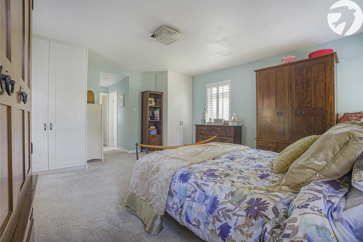 5 bedroom house for sale in Hextable | Robinson Jackson