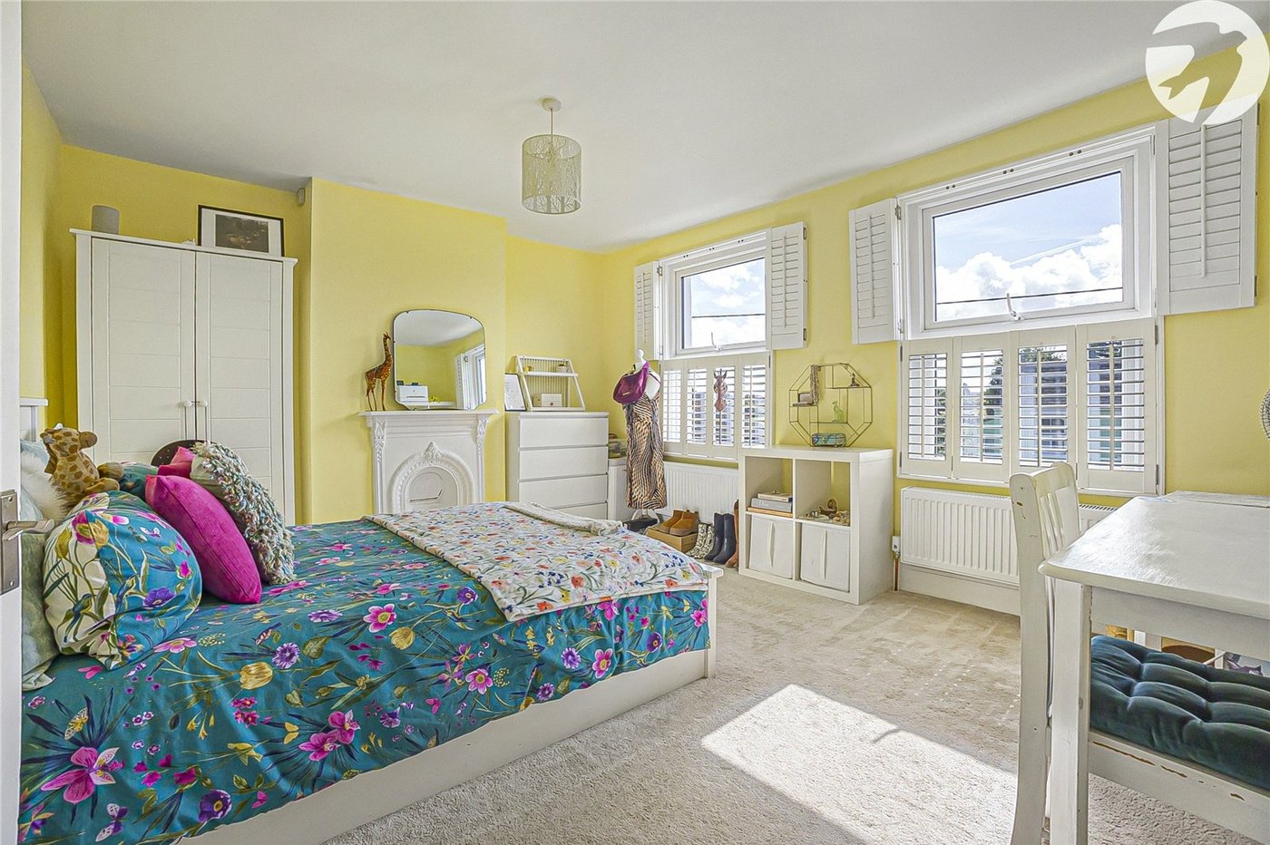 5 bedroom house for sale in Hextable | Robinson Jackson