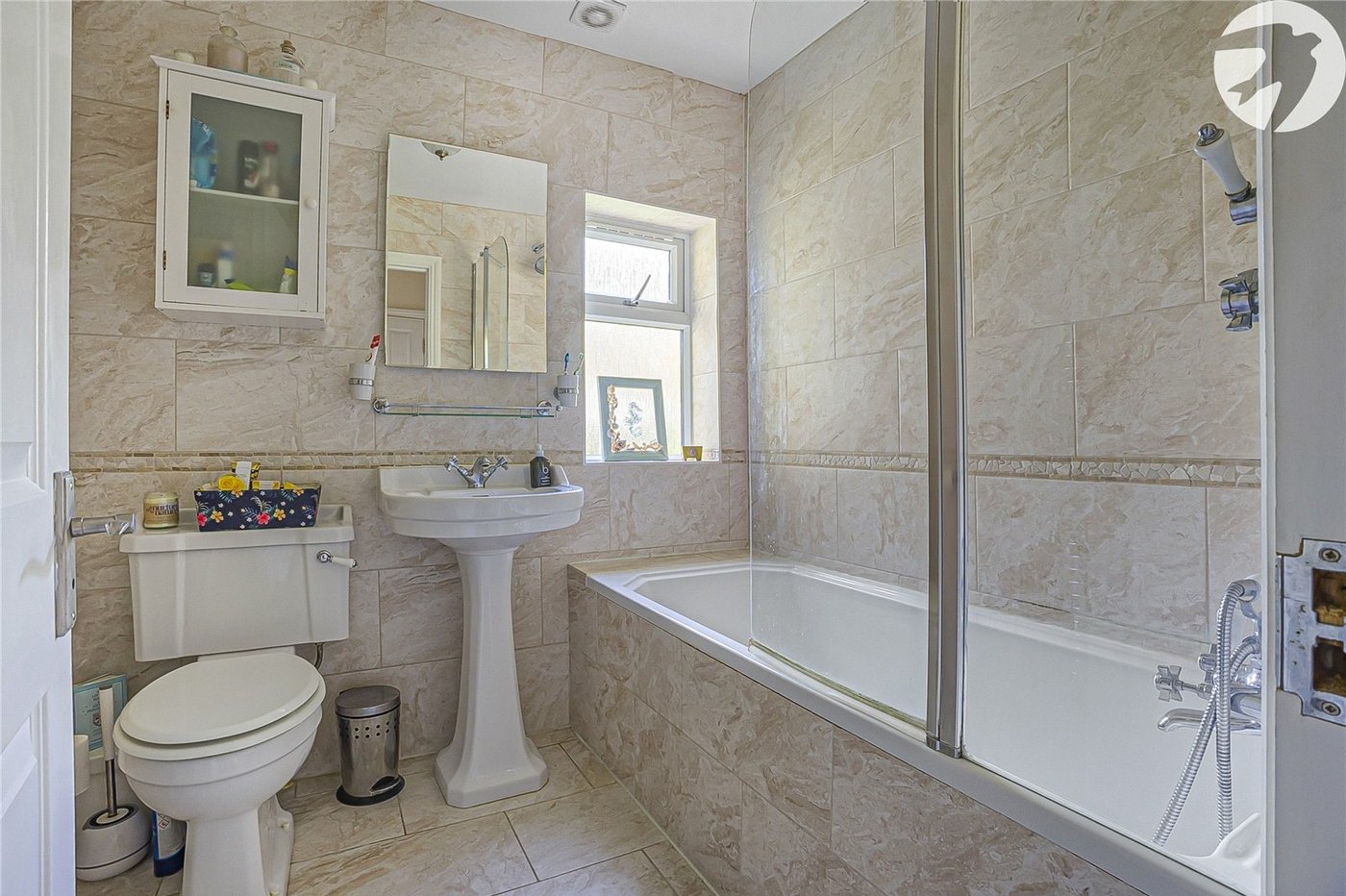 5 bedroom house for sale in Hextable | Robinson Jackson