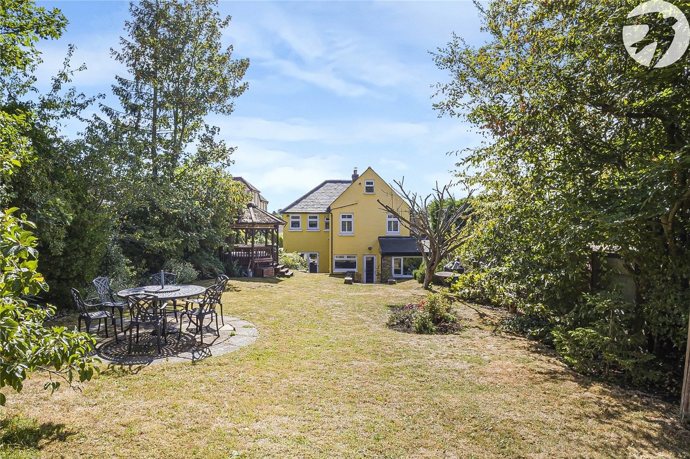 5 bedroom house for sale in Hextable | Robinson Jackson