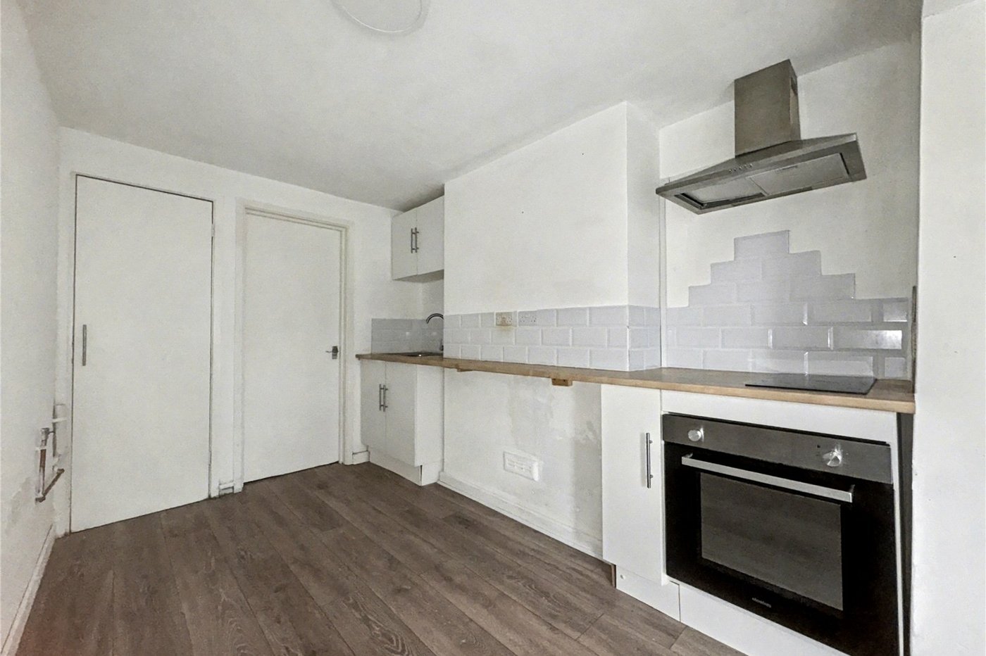 1 bedroom property for sale in Gillingham | Robinson Michael & Jackson