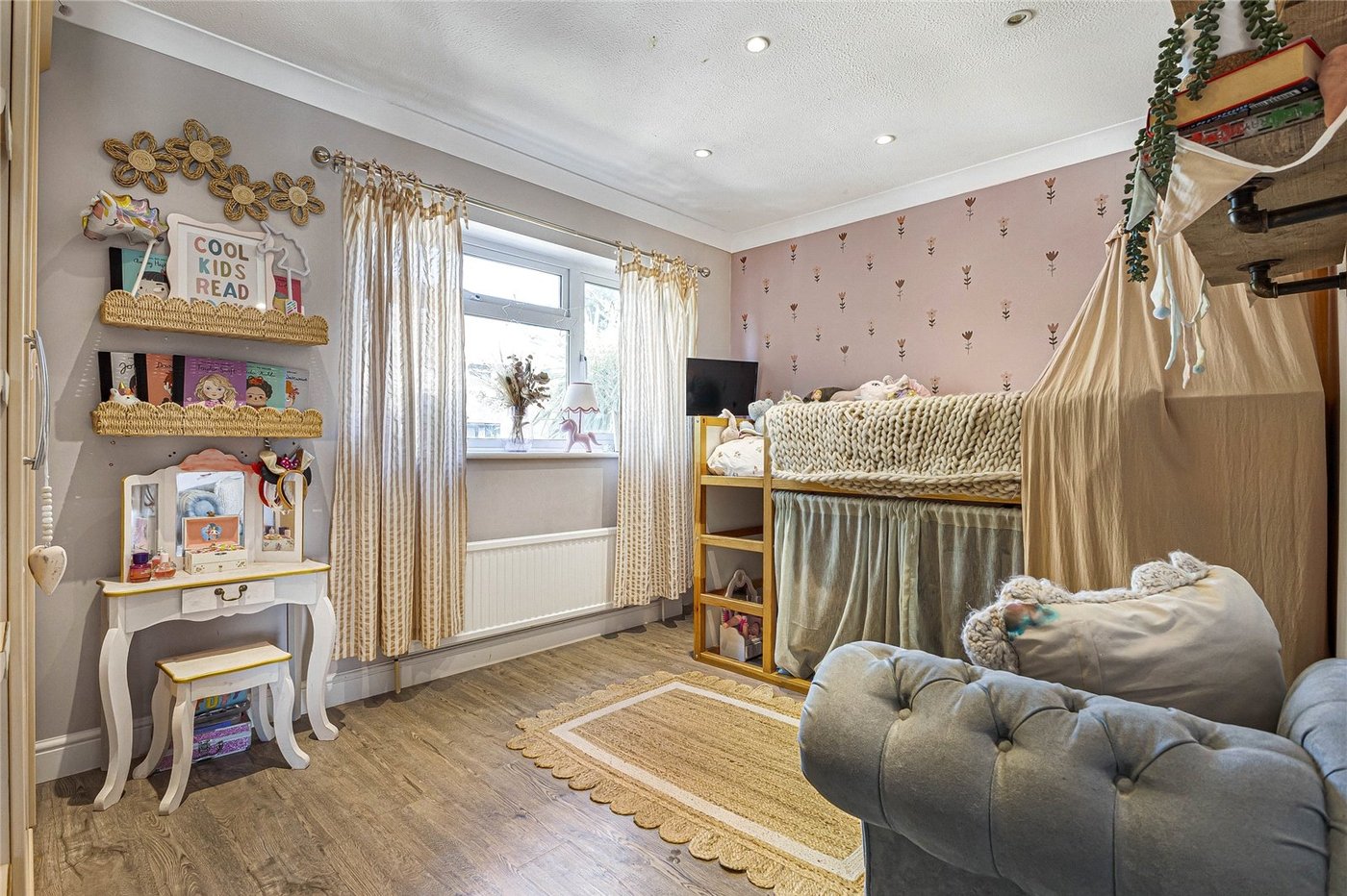 4 bedroom house for sale in Cliffe Woods | Robinson Michael & Jackson