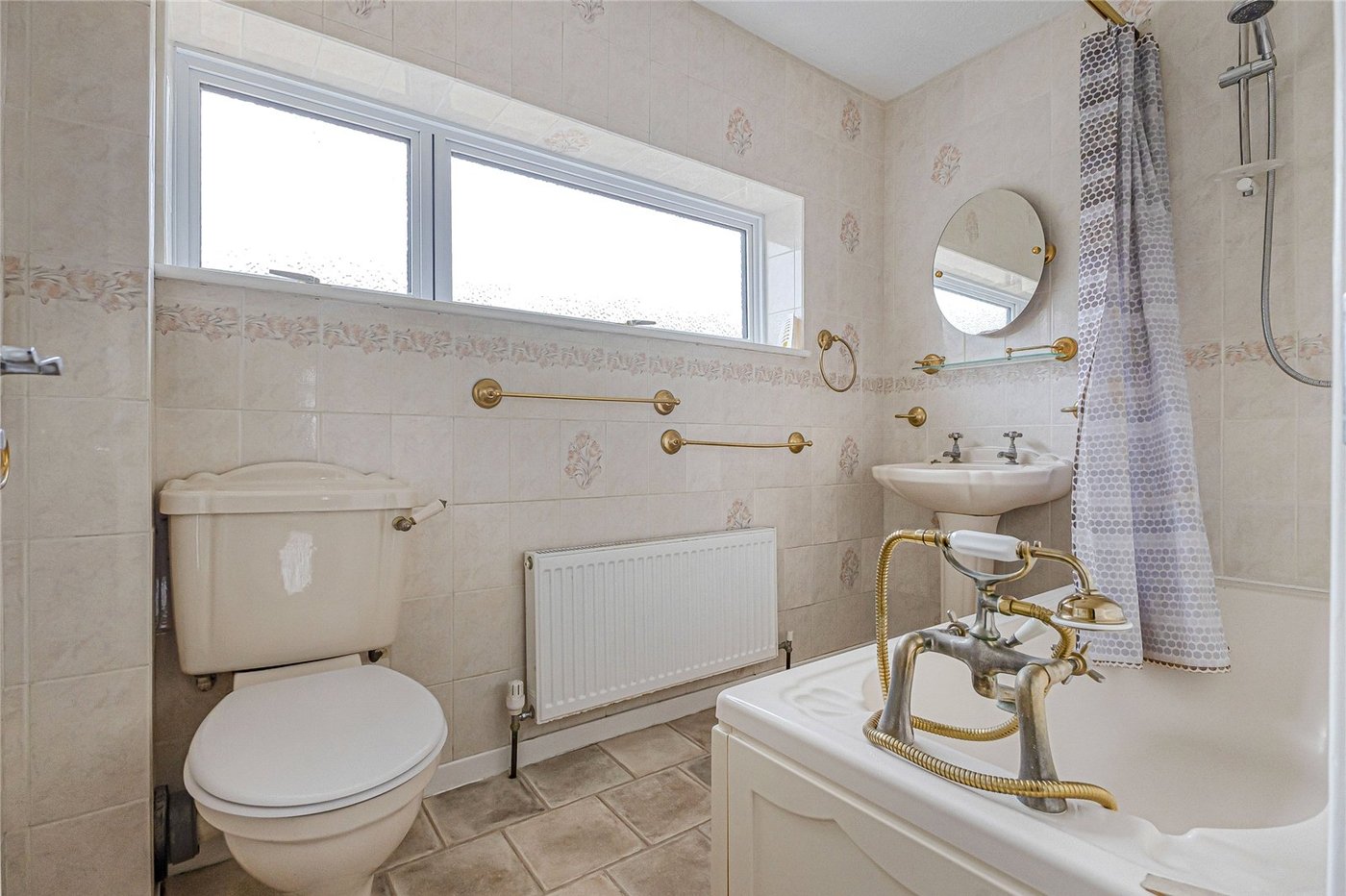 3 bedroom house for sale in Cliffe Woods | Robinson Michael & Jackson
