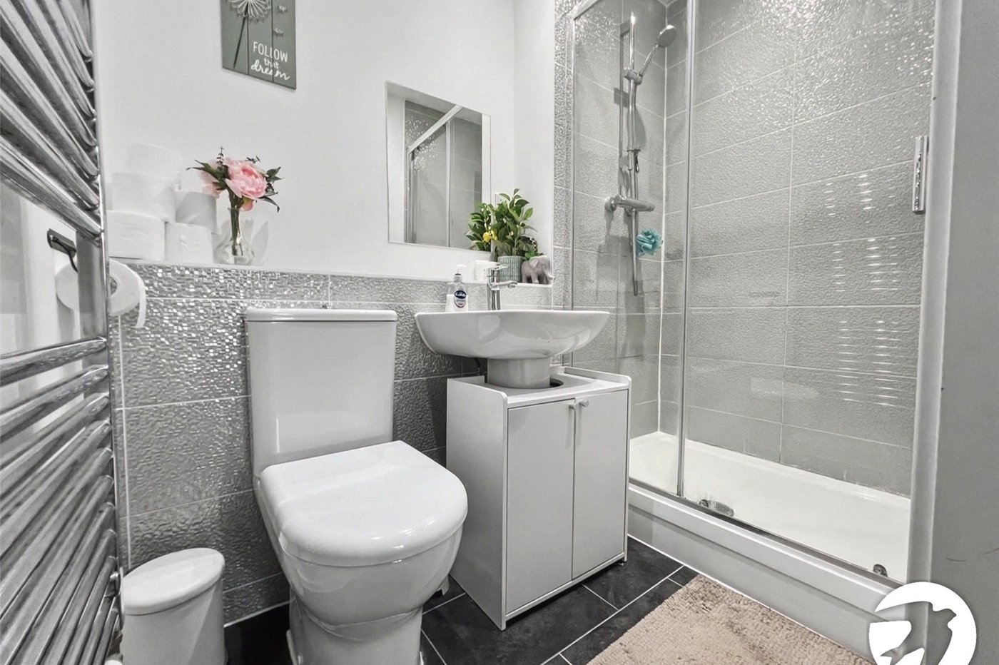 2 bedroom property for sale in Wouldham | Robinson Michael & Jackson