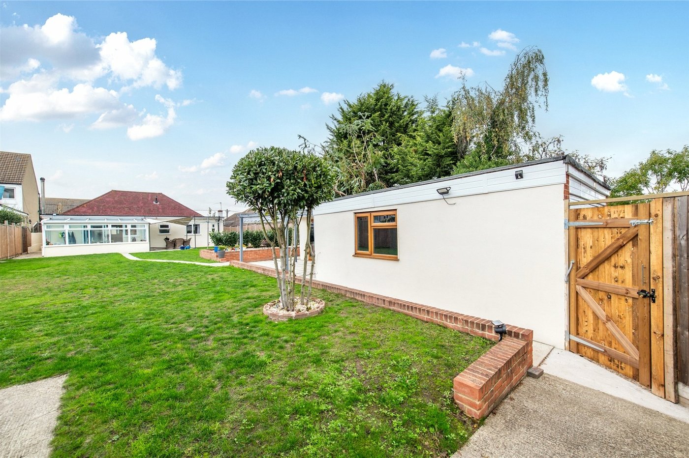 4 bedroom bungalow for sale in Higham | Robinson Michael & Jackson