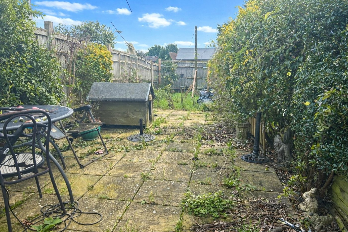 2 bedroom house for sale in Higham | Robinson Michael & Jackson