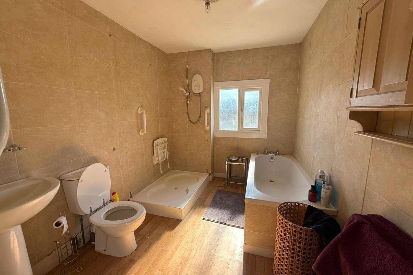2 bedroom house for sale in Higham | Robinson Michael & Jackson