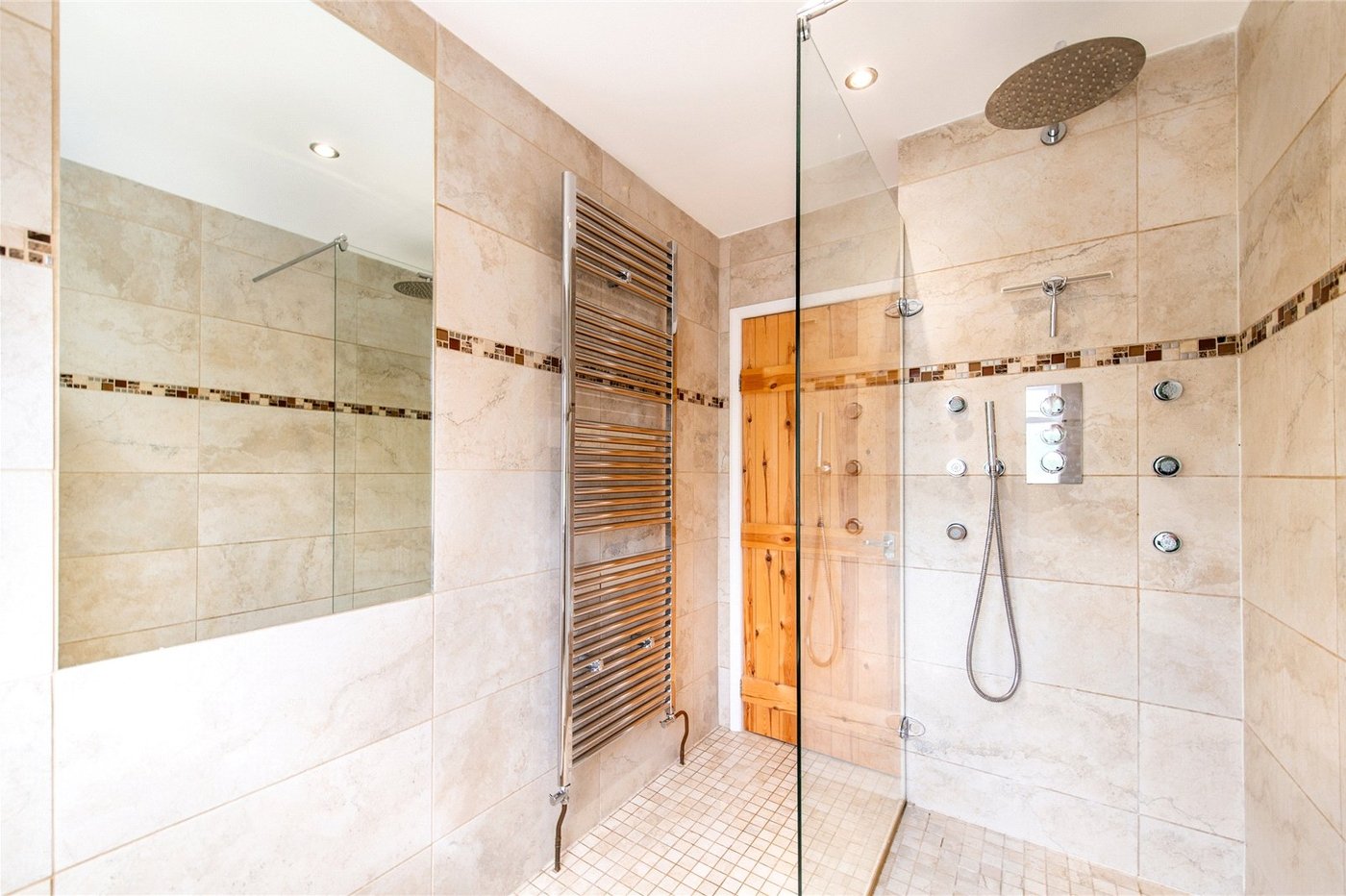 3 bedroom house for sale in Higham | Robinson Michael & Jackson