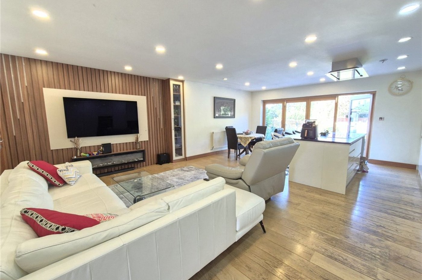 3 bedroom house for sale in Green Street Green | Robinson Jackson