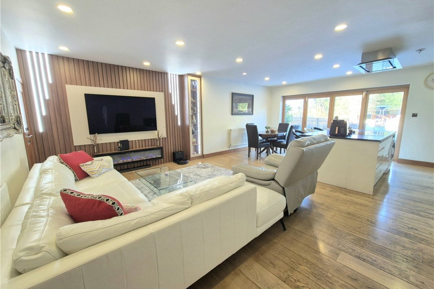 3 bedroom house for sale in Green Street Green | Robinson Jackson