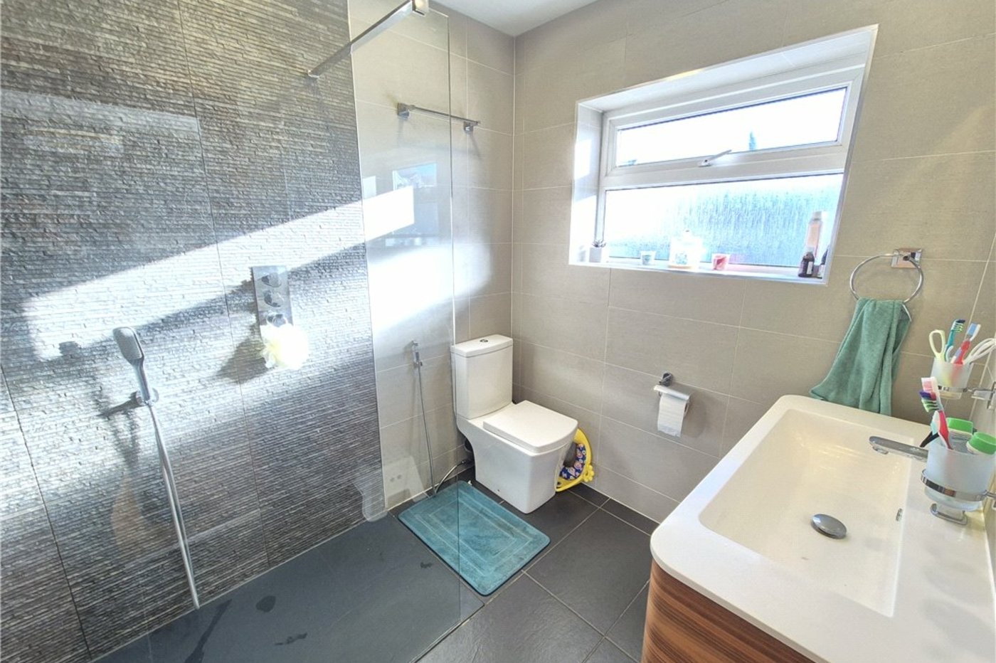 3 bedroom house for sale in Green Street Green | Robinson Jackson