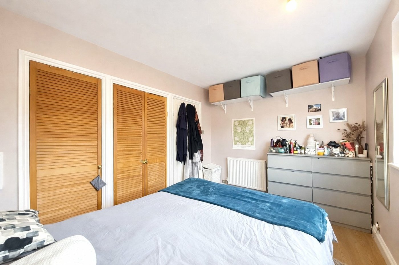 2 bedroom property for sale in London | Robinson Jackson