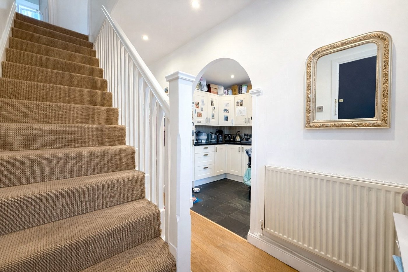 2 bedroom property for sale in London | Robinson Jackson