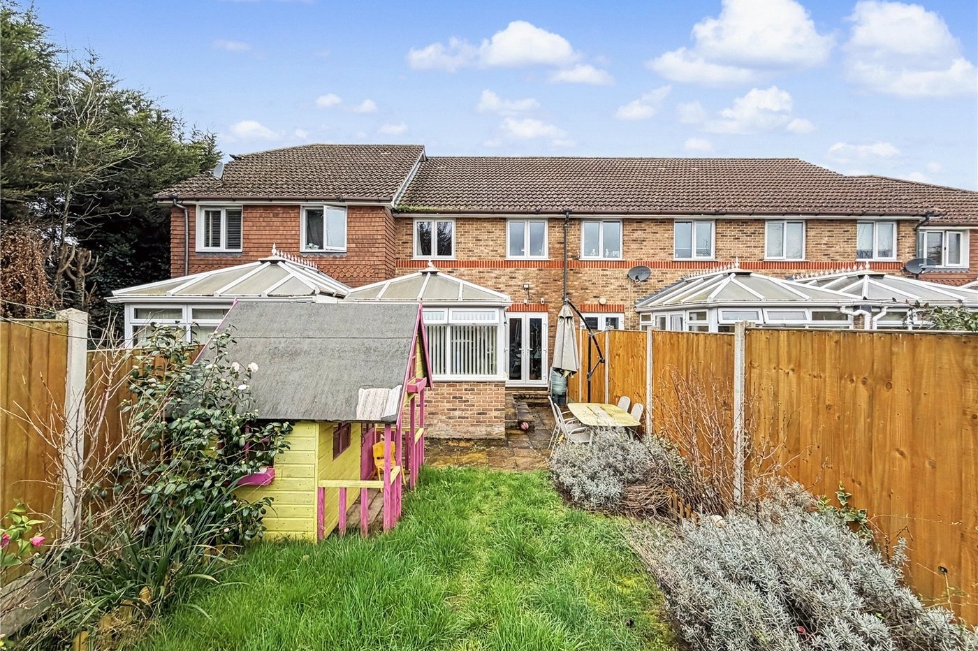 3 bedroom house for sale in Rainham | Robinson Michael & Jackson