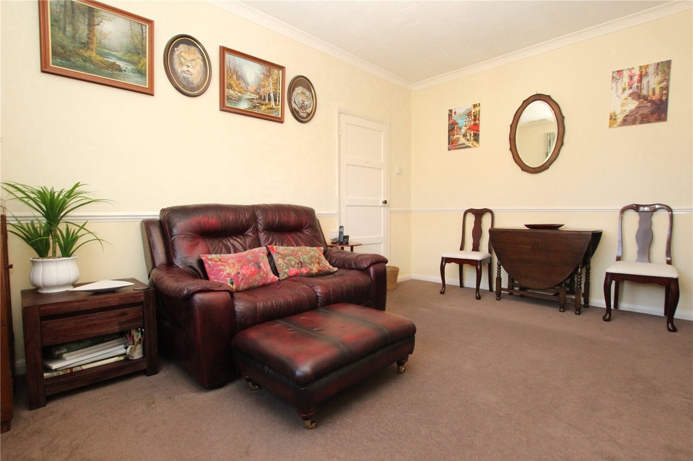 2 bedroom property for sale in Plumstead | Robinson Jackson