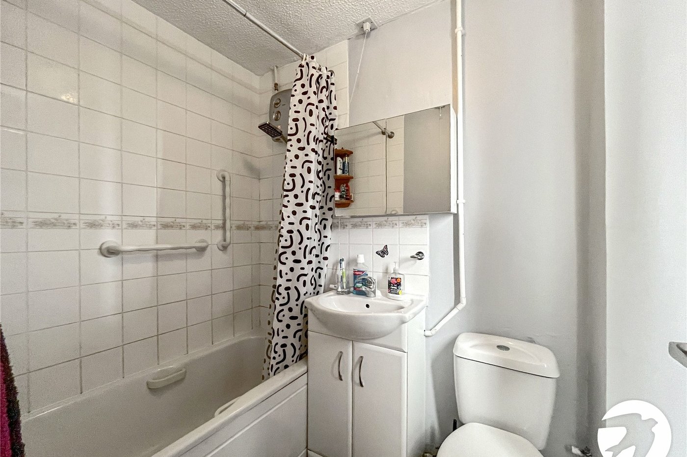 1 bedroom house for sale in Sittingbourne | Robinson Michael & Jackson