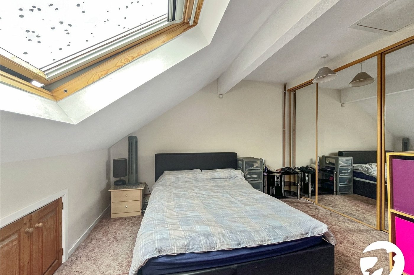 1 bedroom house for sale in Sittingbourne | Robinson Michael & Jackson