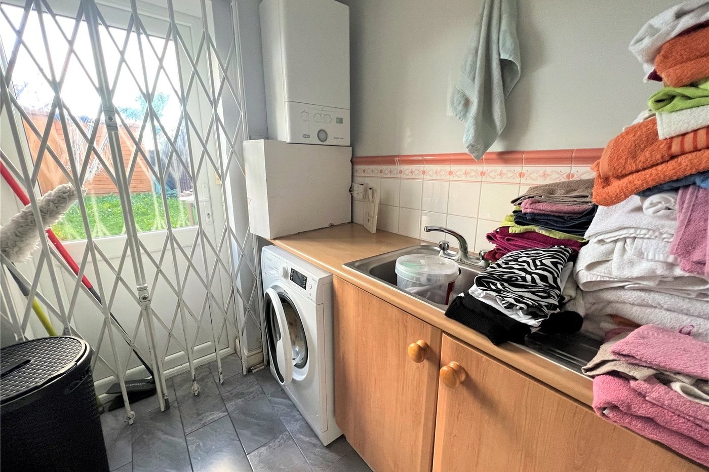 4 bedroom house for sale in Thamesmead | Robinson Jackson
