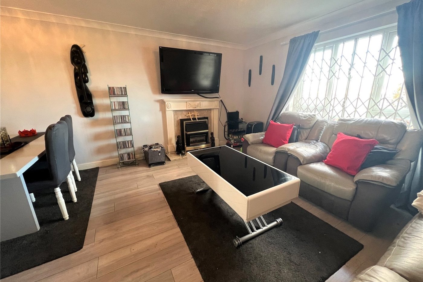 4 bedroom house for sale in Thamesmead | Robinson Jackson