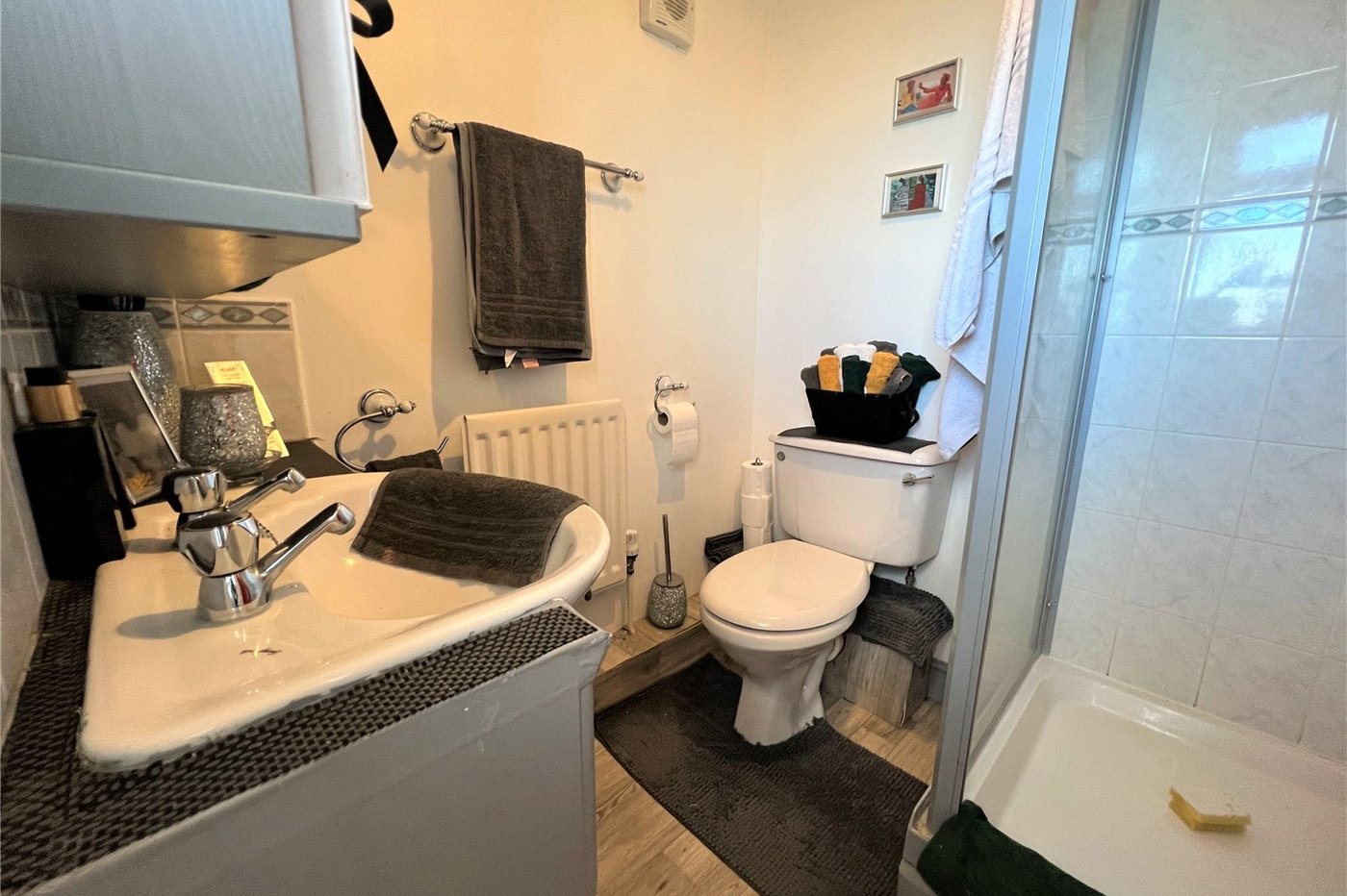 4 bedroom house for sale in Thamesmead | Robinson Jackson