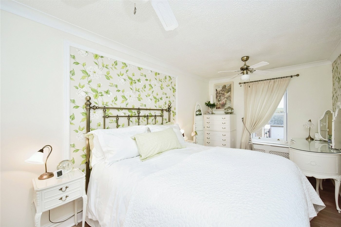 3 bedroom house for sale in Sittingbourne | Robinson Michael & Jackson