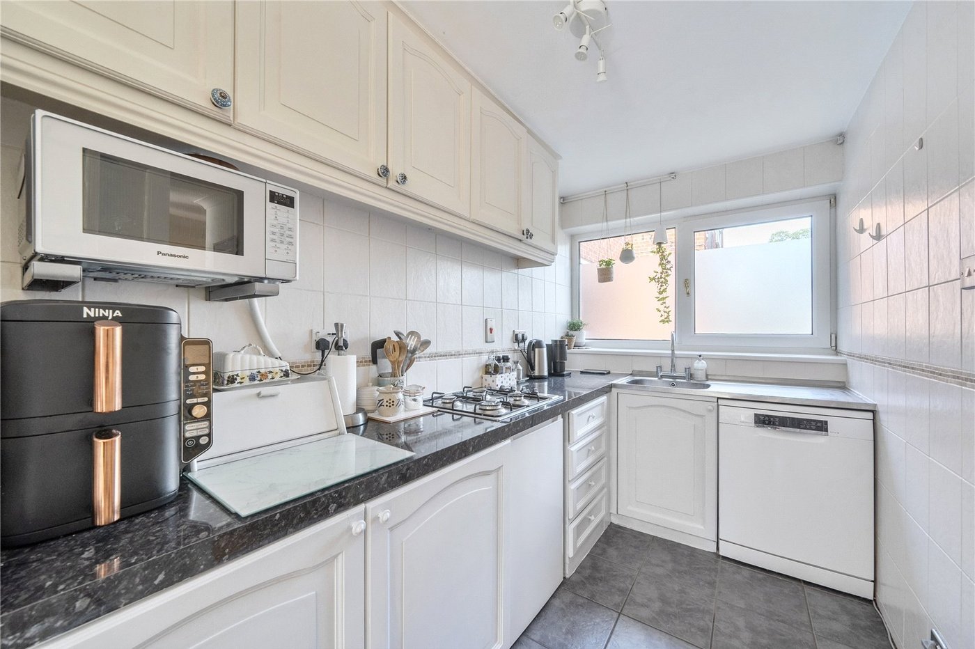 3 bedroom house for sale in Penge | Robinson Jackson