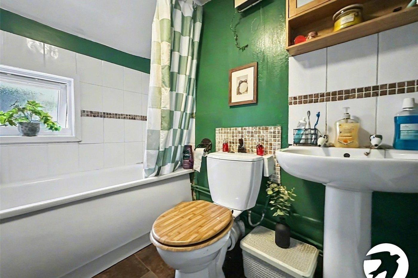 1 bedroom property for sale in Chatham | Robinson Michael & Jackson