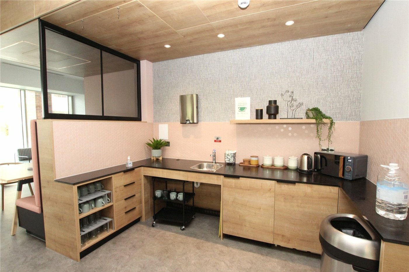 2 bedroom property for sale in London | Robinson Jackson