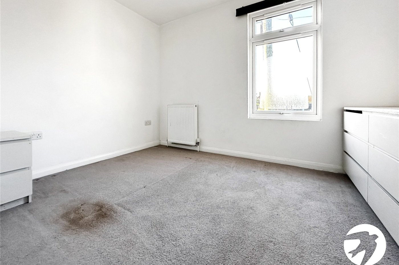 house for sale in Wainscott, Rochester, ME2 Robinson Michael & Jackson