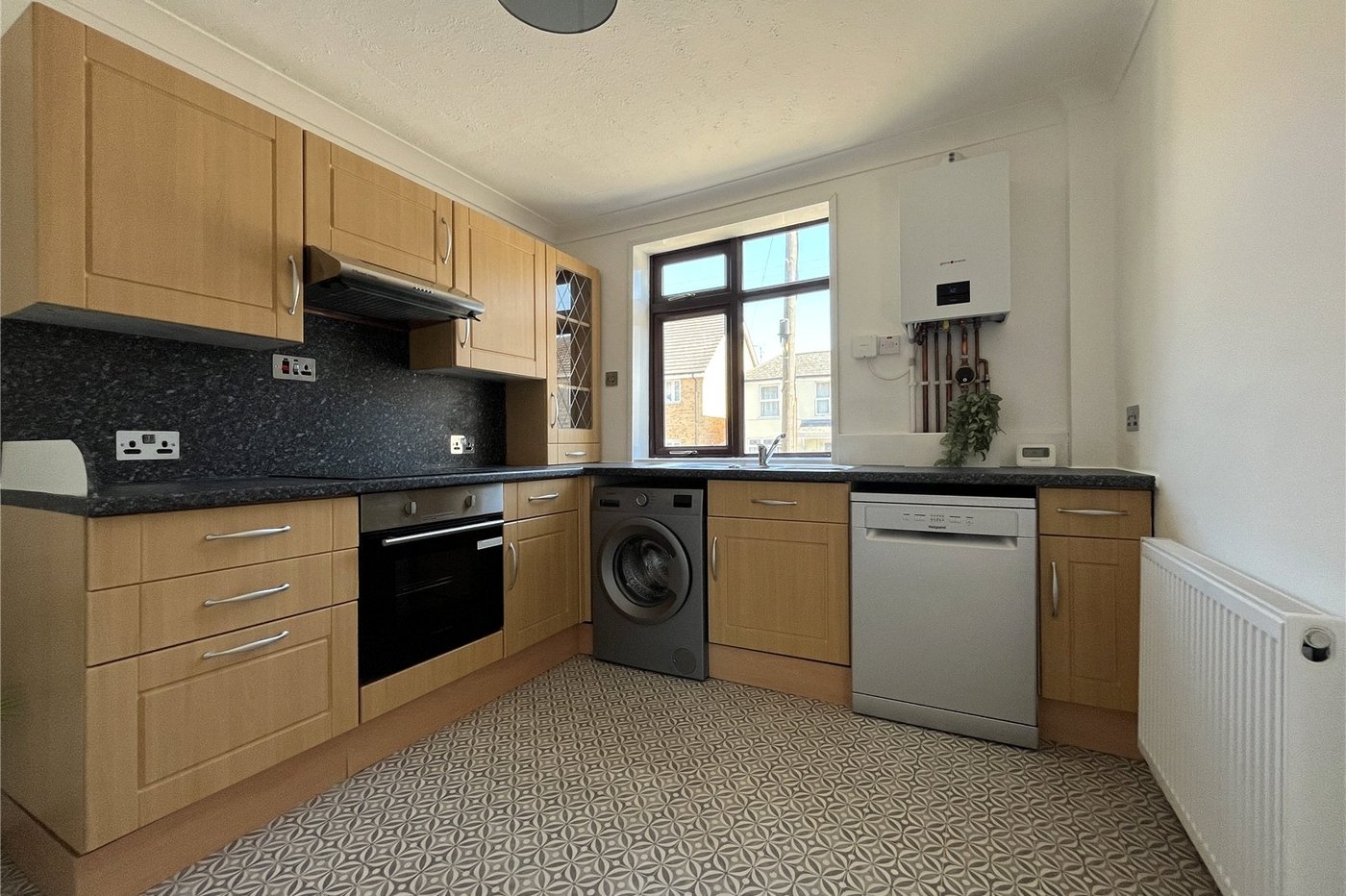 3 bedroom house for sale in Wainscott | Robinson Michael & Jackson