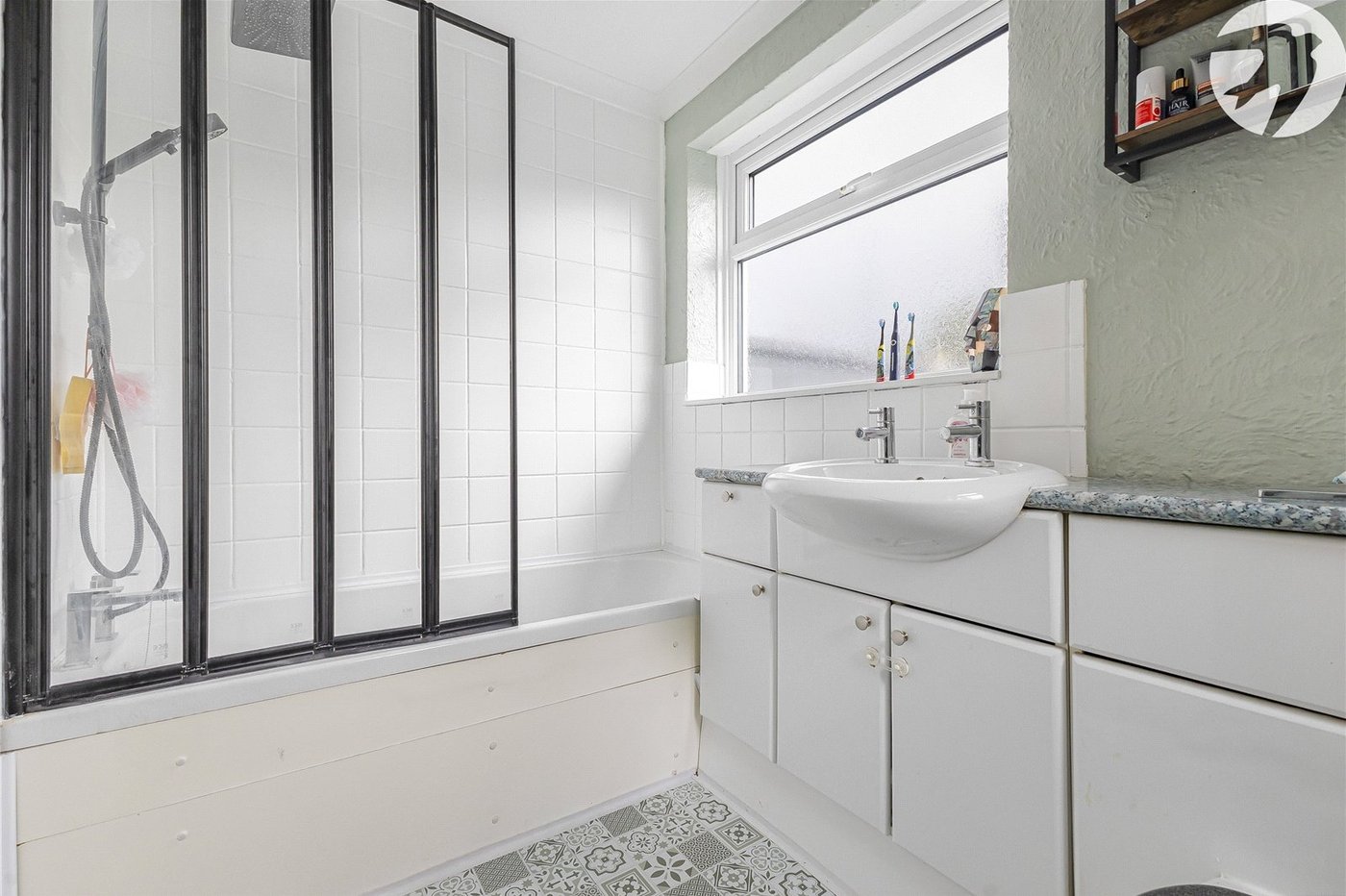 3 bedroom house for sale in Wainscott | Robinson Michael & Jackson