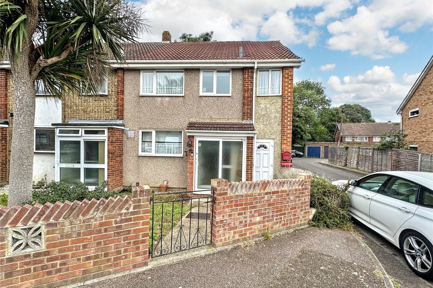 5 bedroom house for sale in Rainham | Robinson Michael & Jackson