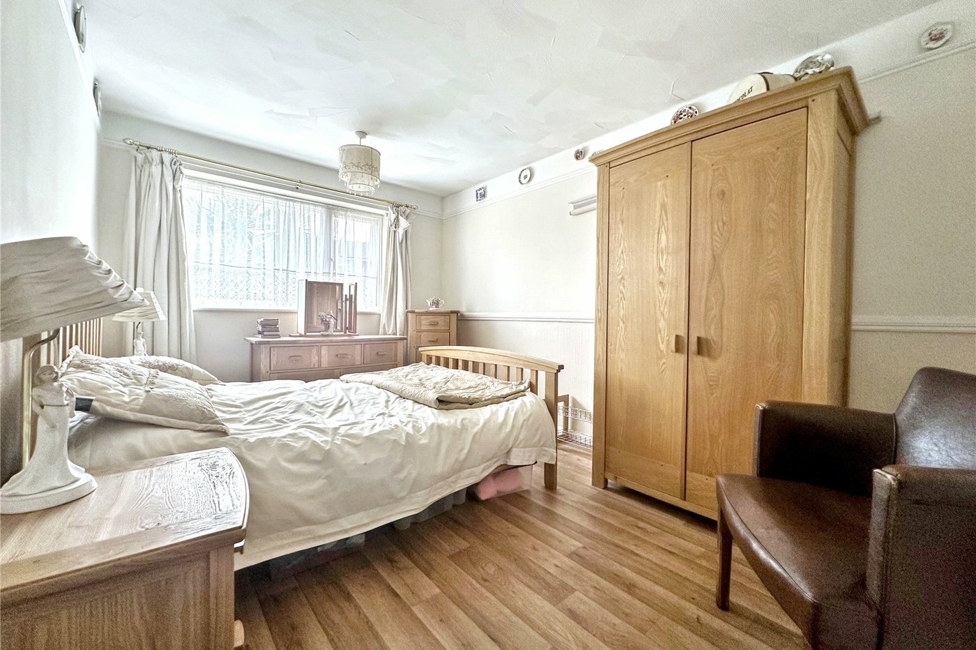 5 bedroom house for sale in Rainham | Robinson Michael & Jackson