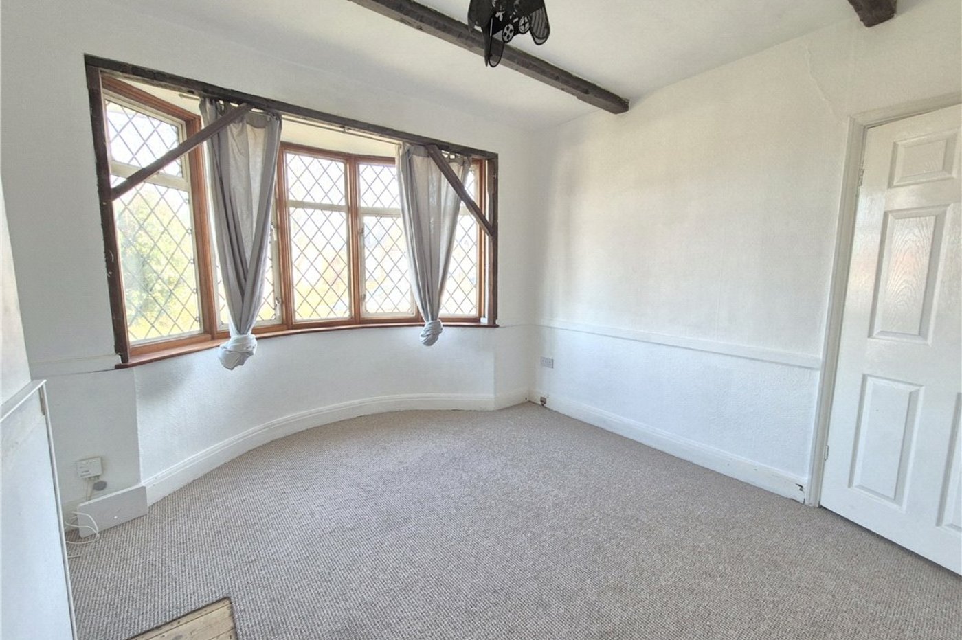 2 bedroom bungalow for sale in Orpington | Robinson Jackson