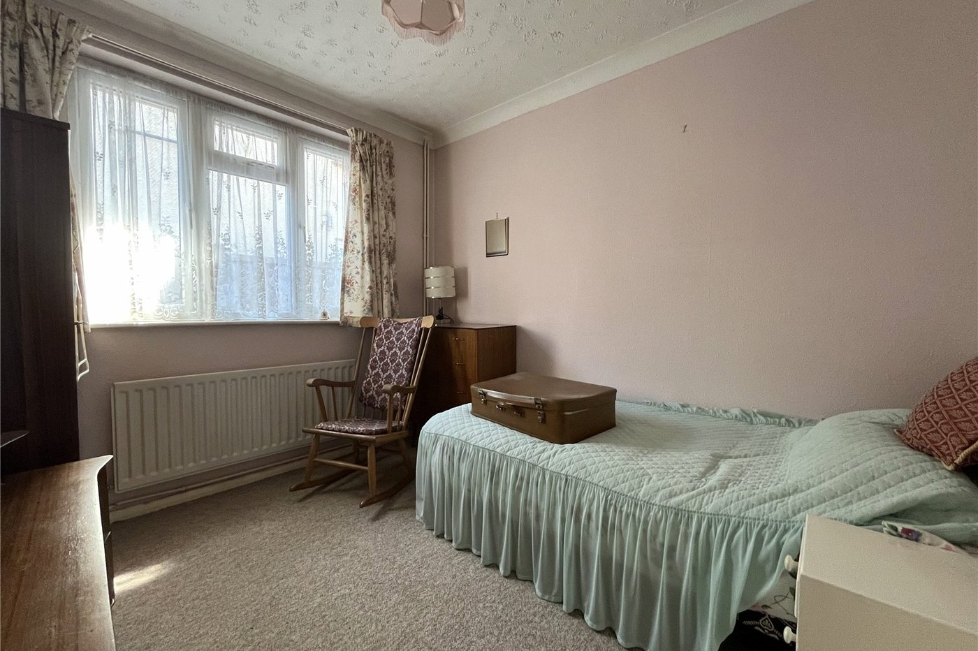 3 bedroom bungalow for sale in Chatham | Robinson Michael & Jackson