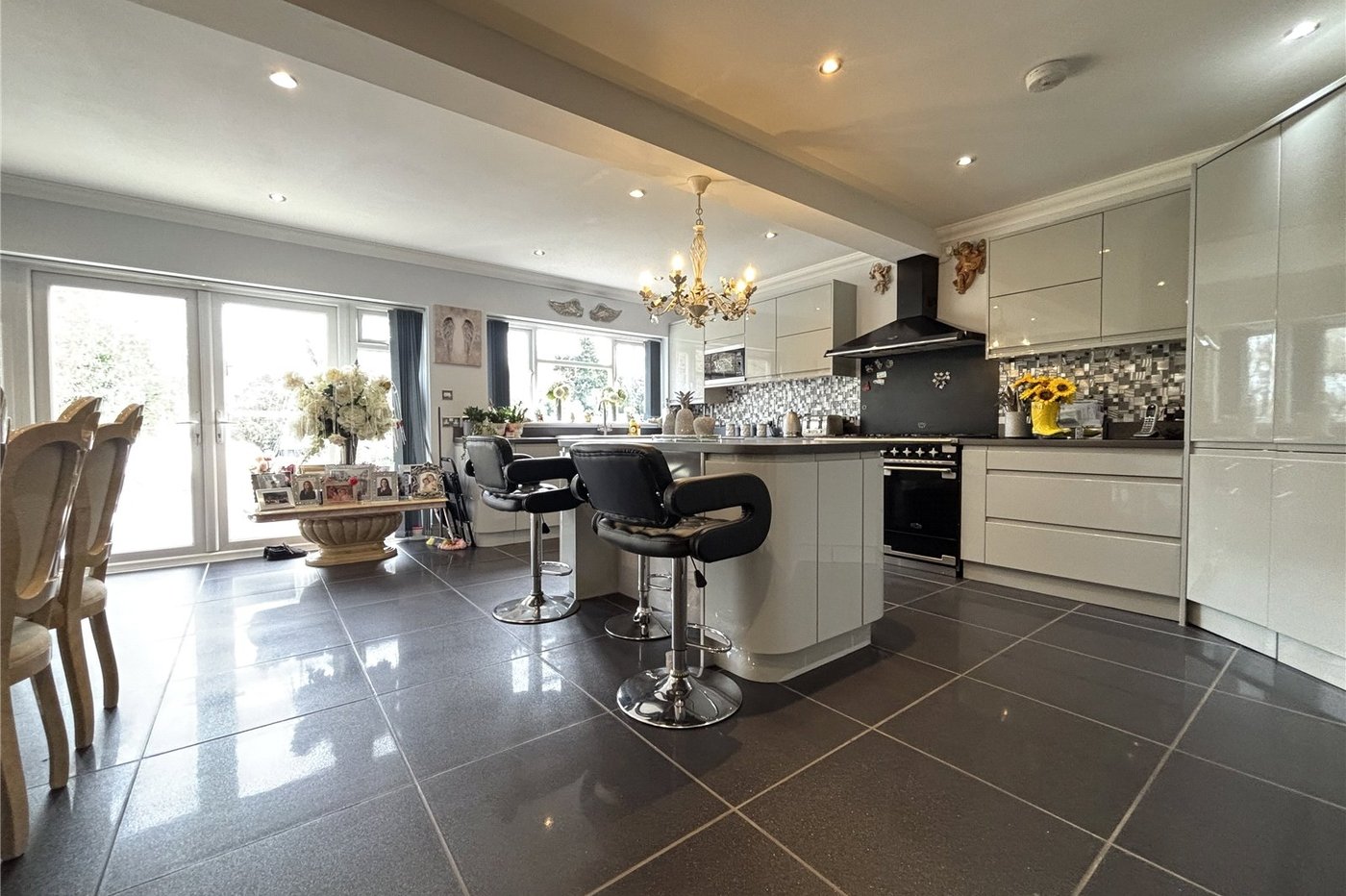 2 bedroom bungalow for sale in Walderslade | Robinson Michael & Jackson