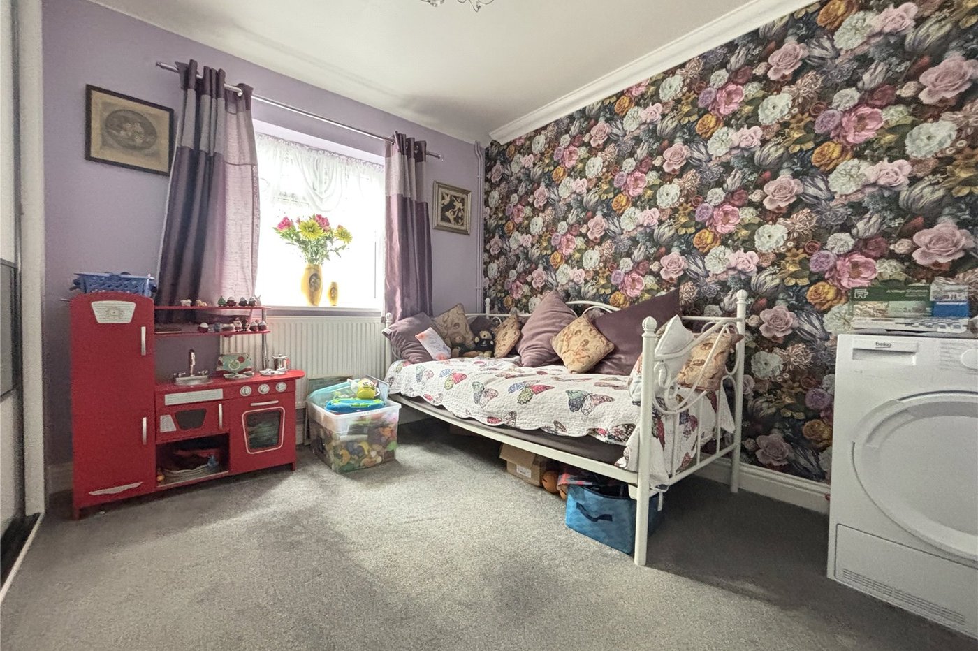 2 bedroom bungalow for sale in Walderslade | Robinson Michael & Jackson