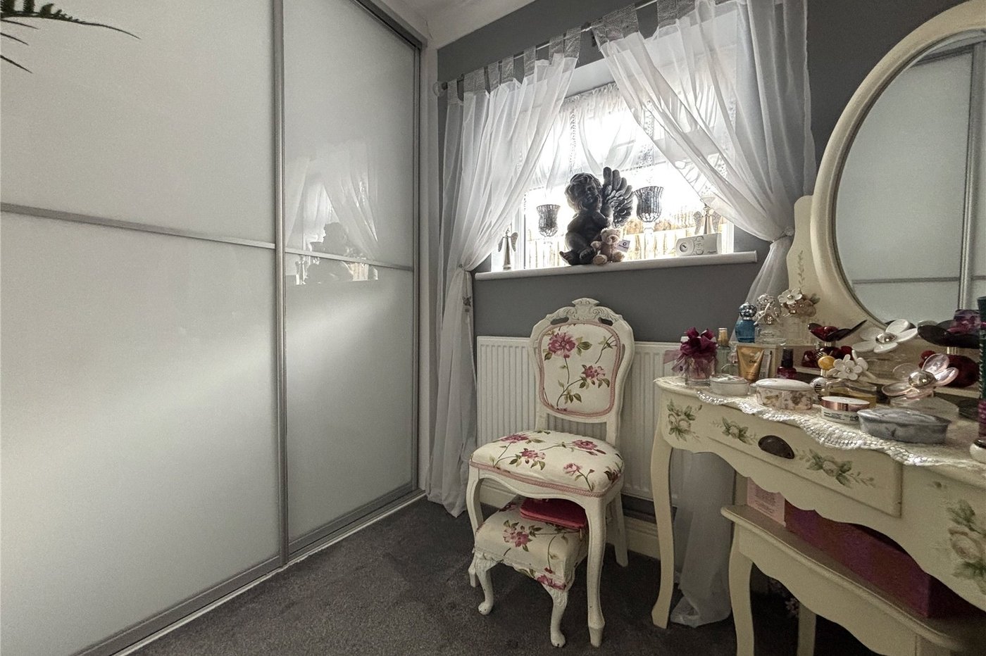 2 bedroom bungalow for sale in Walderslade | Robinson Michael & Jackson