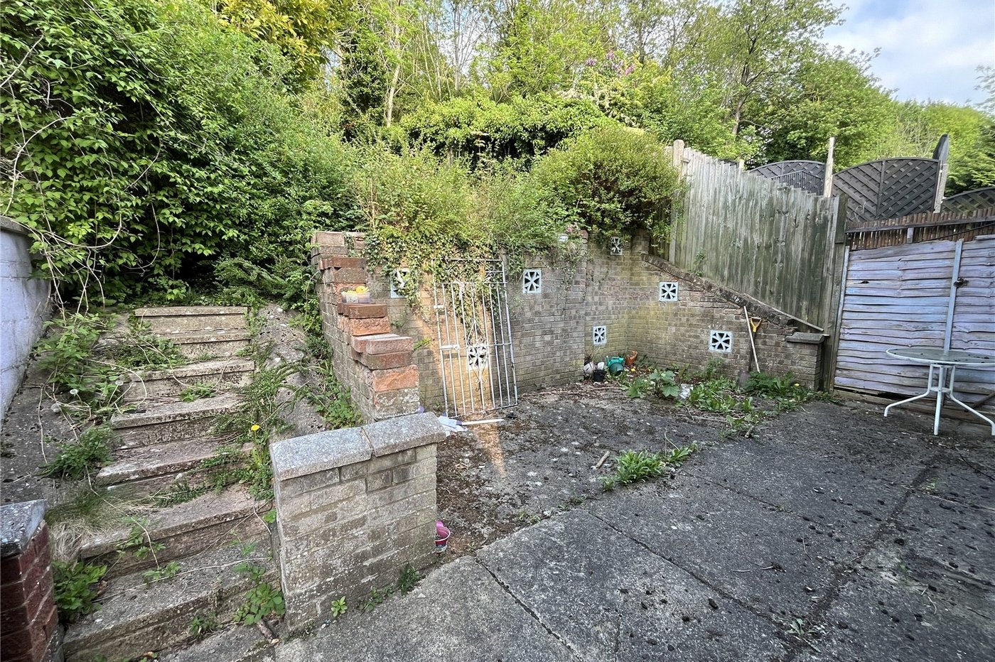 3 bedroom house for sale in Walderslade | Robinson Michael & Jackson