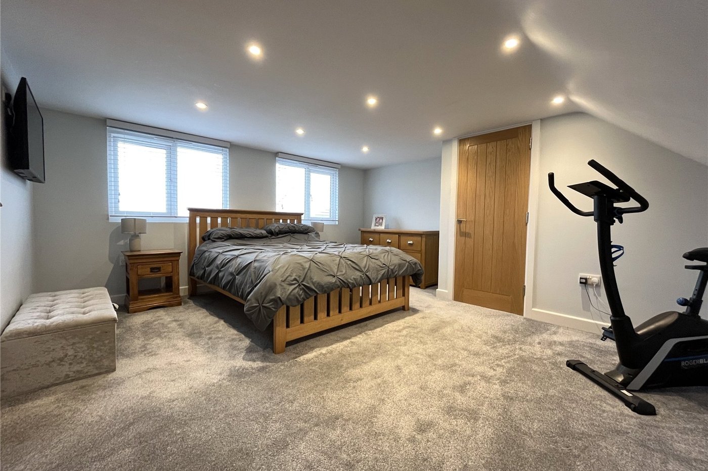 3 bedroom bungalow for sale in Walderslade | Robinson Michael & Jackson