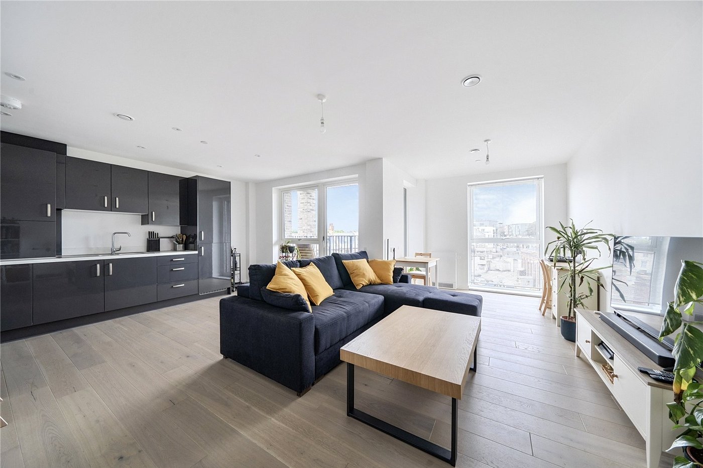 1 bedroom property for sale in Forest Hill | Robinson Jackson