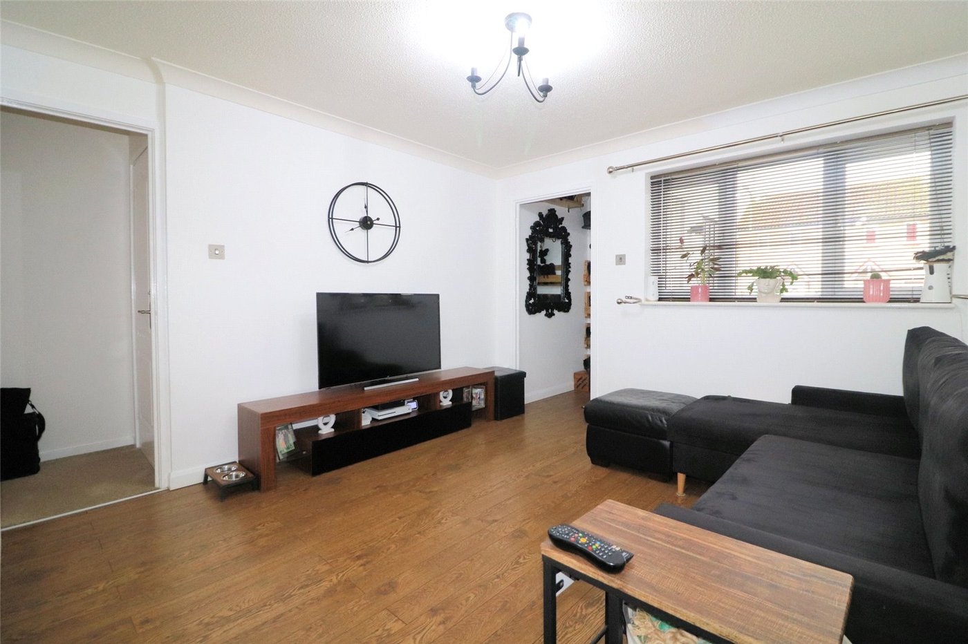 1 bedroom property for sale in Crayford | Robinson Jackson