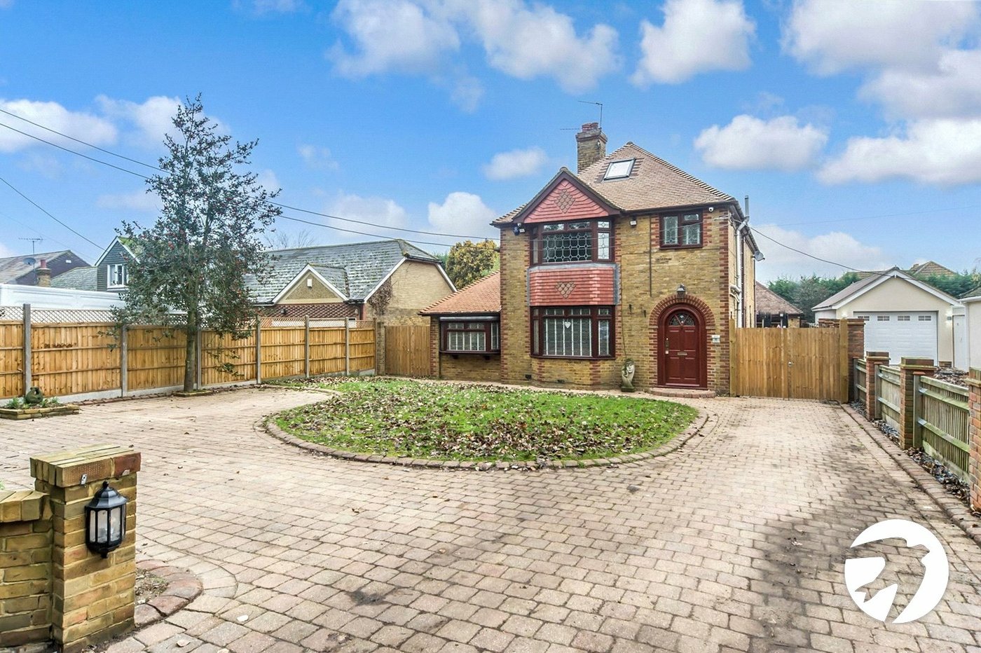 5 bedroom house for sale in Rainham | Robinson Michael & Jackson