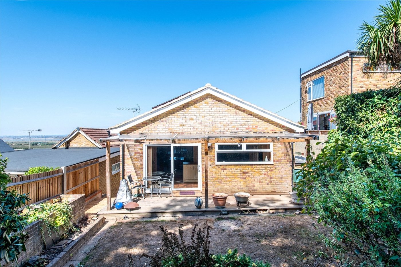 3 bedroom house for sale in Higham | Robinson Michael & Jackson