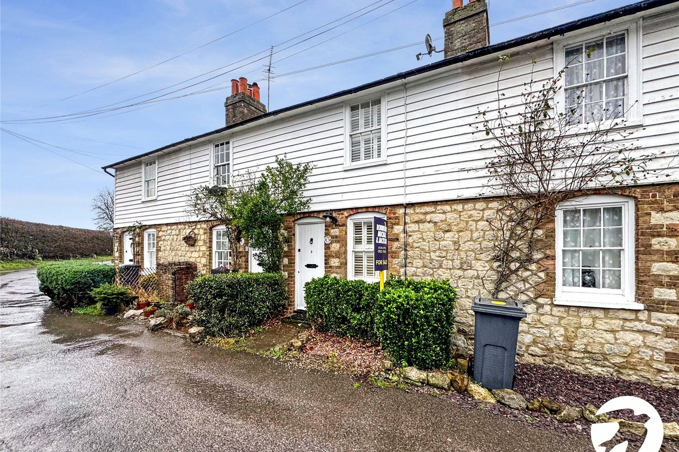 2 bedroom house for sale in Loose | Robinson Michael & Jackson